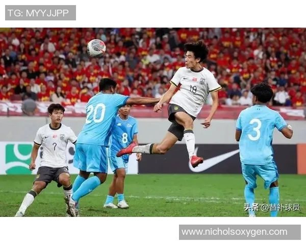 中国足球明星同志的奋斗与荣耀:他们如何在绿茵场上书写自己的传奇人生 中国足球明星同志的奋斗与荣耀:他们如何在绿茵场上书写自己的传奇人生