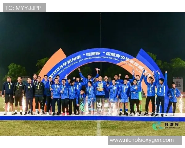 杭州足球队技术变革引发热议助力球队崛起与发展新篇章