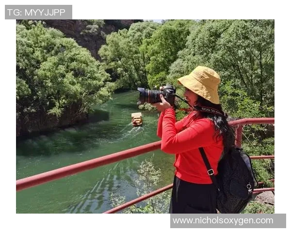 重炮足球明星阵容揭秘精彩瞬间与独特风采尽在其中 重炮足球明星阵容揭秘精彩瞬间与独特风采尽在其中